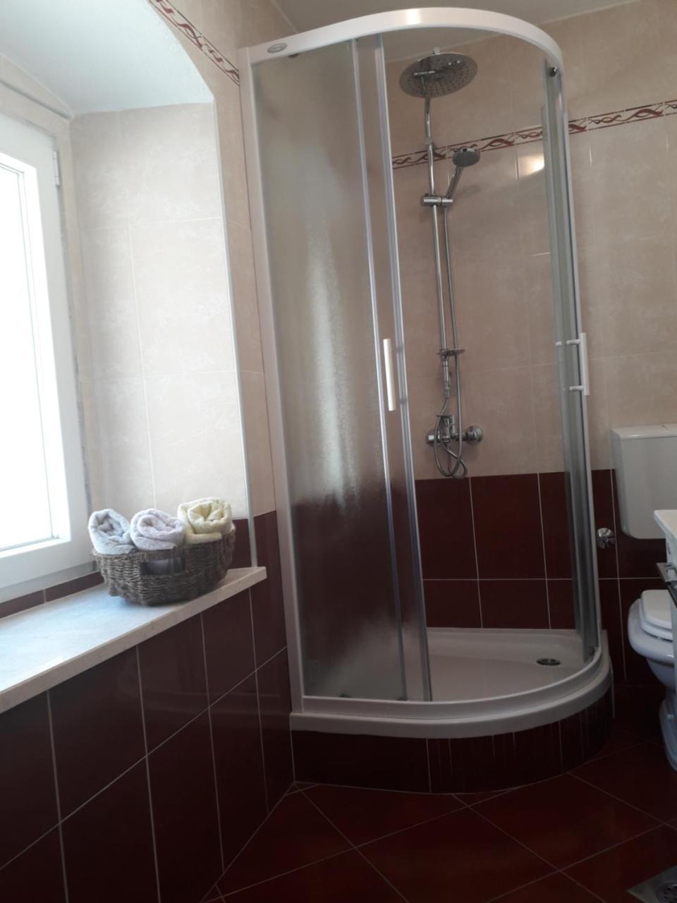 Holiday Apartments Maslina Paho Babino Polje Buitenkant foto